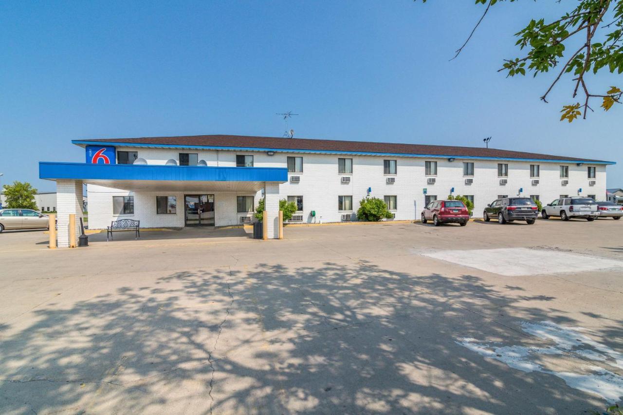 Motel 6-Fargo, Nd - South Extérieur photo